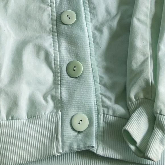 Beautiful Vintage Mint Green Ladies Top - Picture 5 of 10